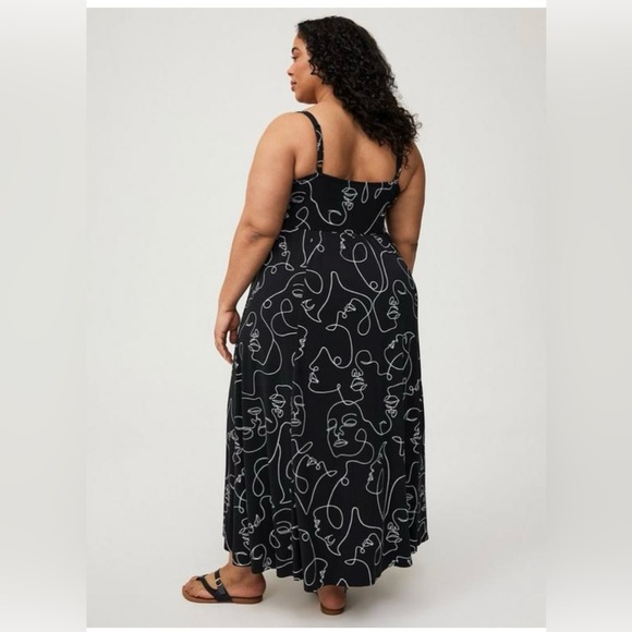 Torrid Black and White Abstract Maxi Dress Size 0 (12) - Picture 3 of 8
